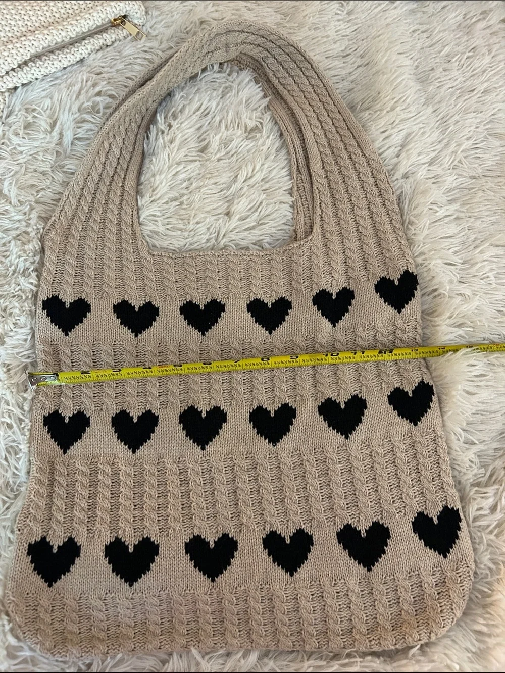 Beige Knit Heart-Pattern Tote Bag - Casual Everyday Shoulder Bag